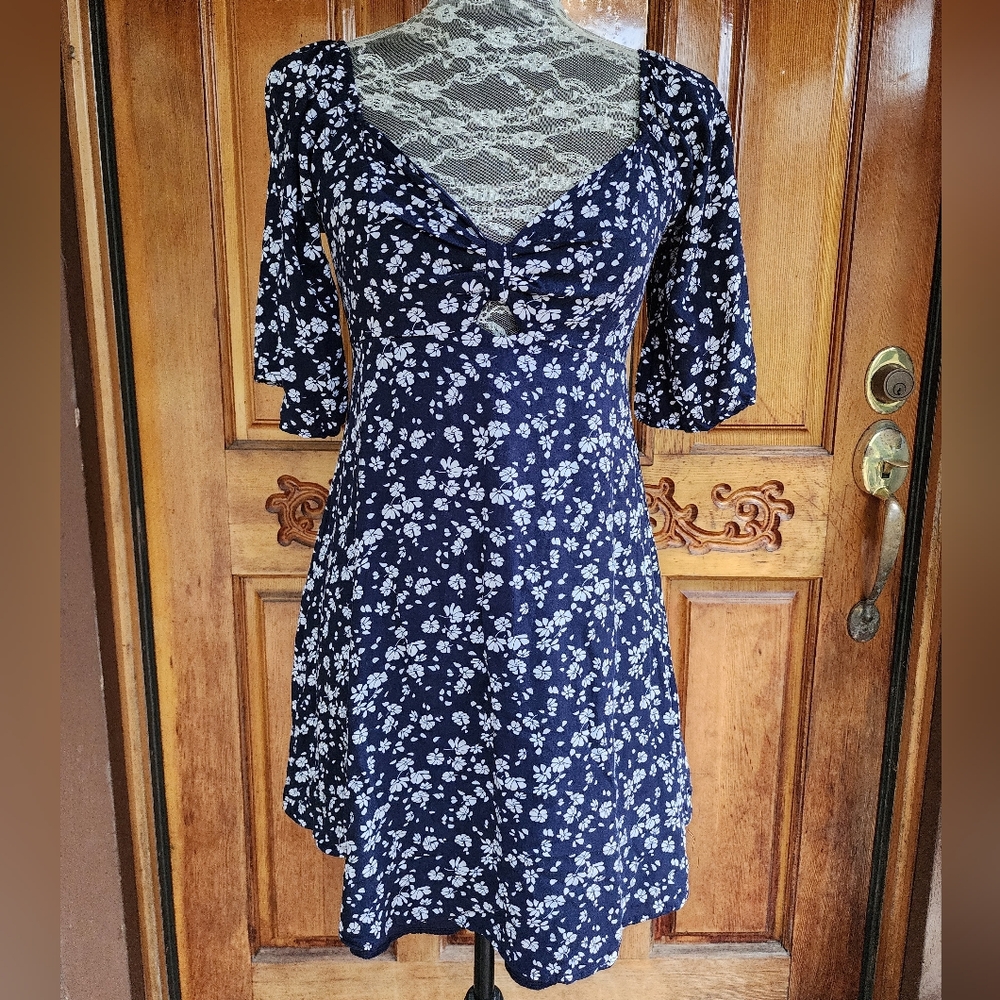 Floral Navy Keyhole Dress